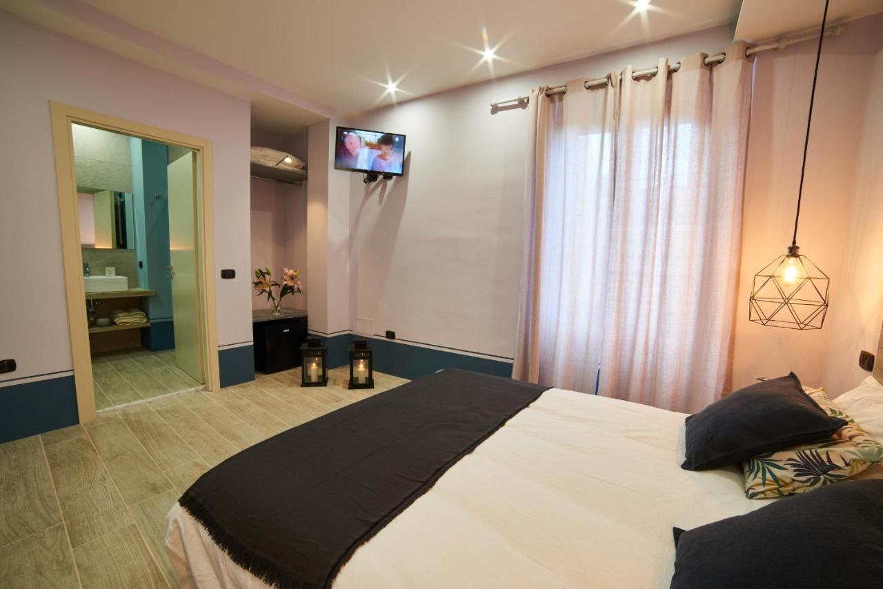 Al22 Di Piazza Del Gesu Hotel Viterbo Exterior photo